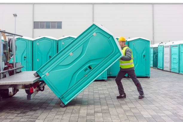 Best Porta potty delivery and setup  in Kirbyville, TX